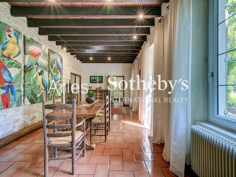 House Arles - 7 bedrooms - 306m²