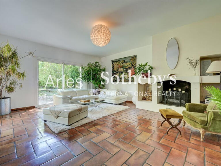 House Arles - 7 bedrooms - 306m²