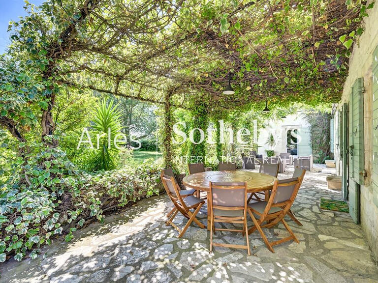 House Arles - 7 bedrooms - 306m²