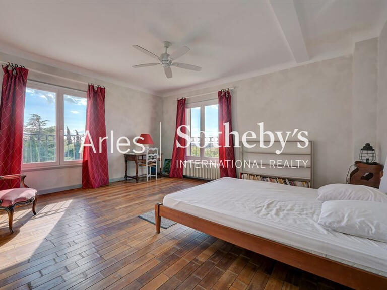 Maison Arles - 7 chambres - 245m²