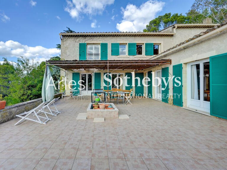 House Arles - 7 bedrooms - 245m²