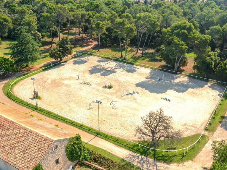 Vente Propriété Arles - 14 chambres