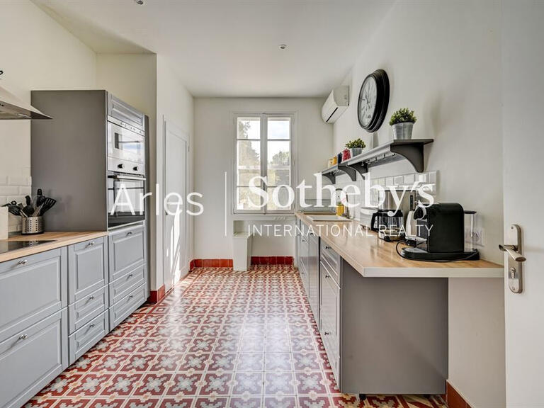 Propriété Arles - 16 chambres - 780m²