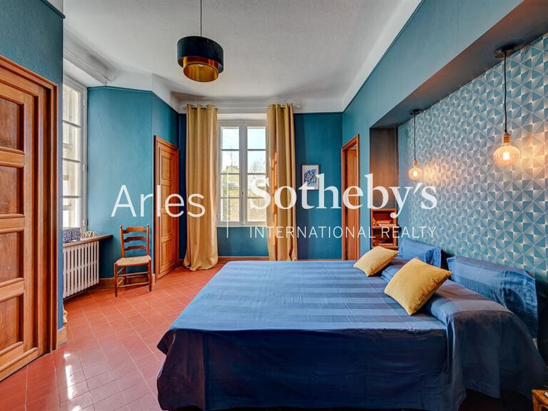 Propriété Arles - 16 chambres - 780m²