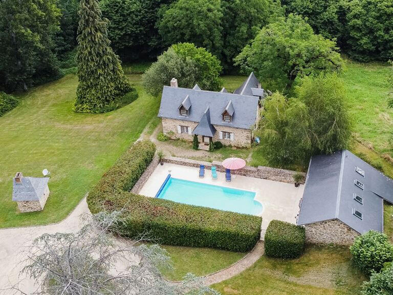 Château Arnac-Pompadour - 10 chambres - 800m²