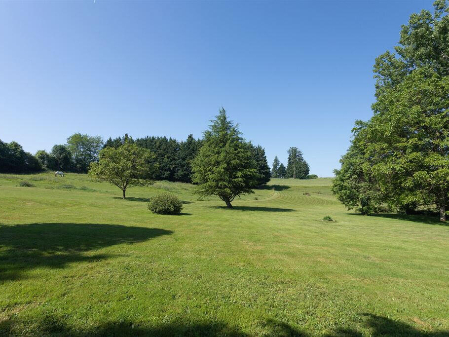 Château Arnac-Pompadour