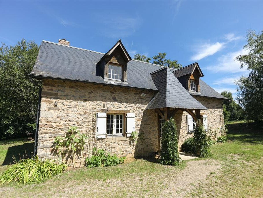 Château Arnac-Pompadour