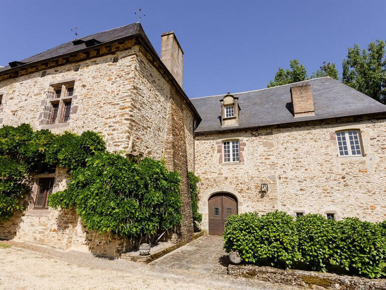 Château Arnac-Pompadour - 10 chambres - 800m²