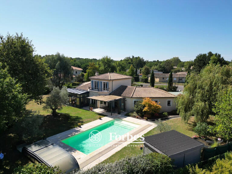 House Arsac - 7 bedrooms - 247m²