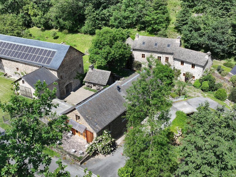 Propriété Arvieu - 5 chambres - 305m²