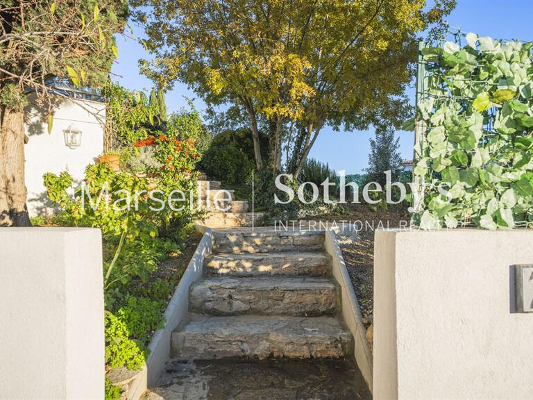 House Aubagne - 3 bedrooms - 167m²