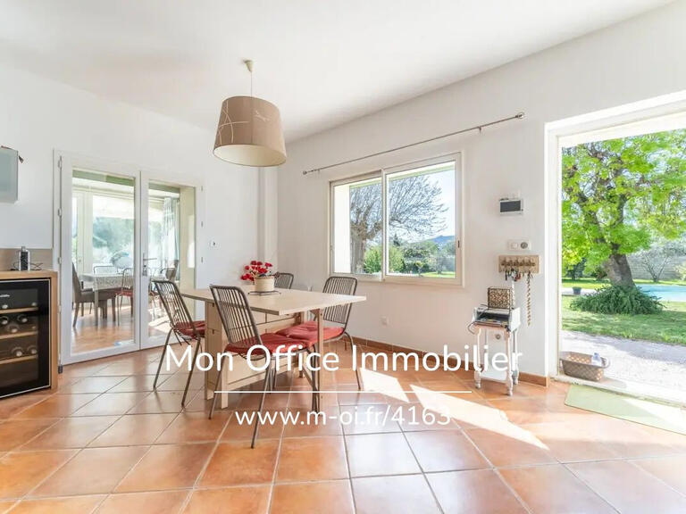 Maison Aubagne - 3 chambres - 171m²