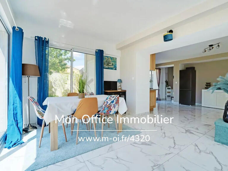 Maison Aubagne - 4 chambres - 120m²