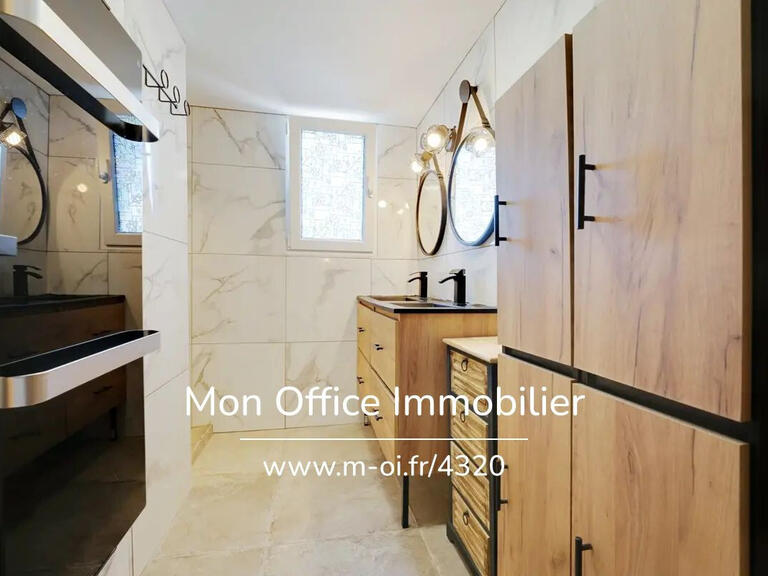 Maison Aubagne - 4 chambres - 120m²