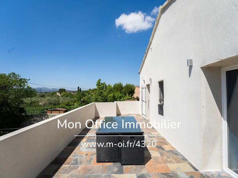 Maison Aubagne - 4 chambres - 120m²