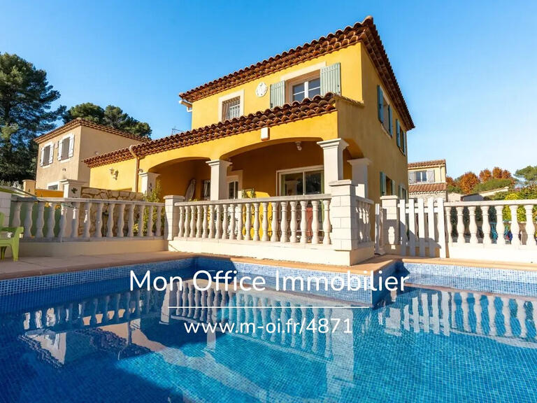 House Aubagne - 3 bedrooms - 115m²