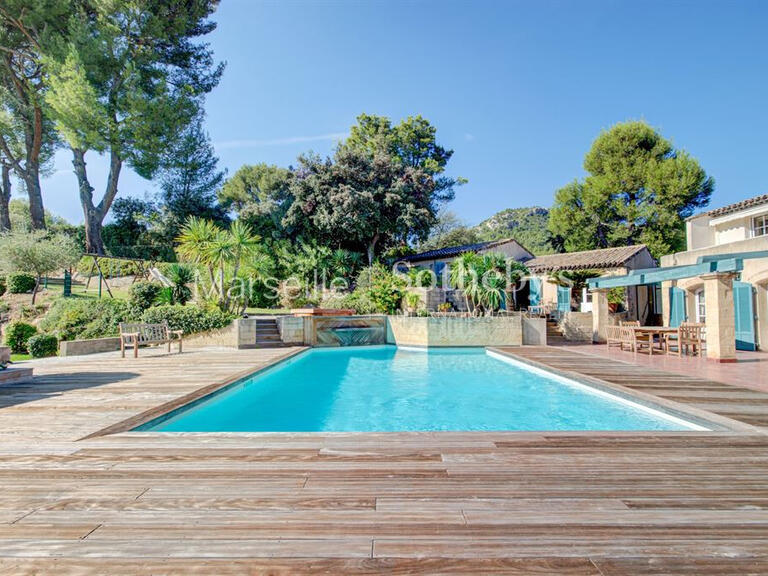 House Aubagne - 7 bedrooms - 480m²