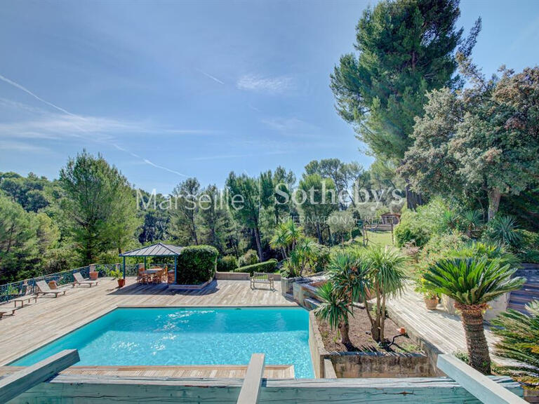 House Aubagne - 7 bedrooms - 480m²