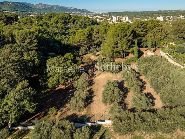 Land Aubagne - 8900m²