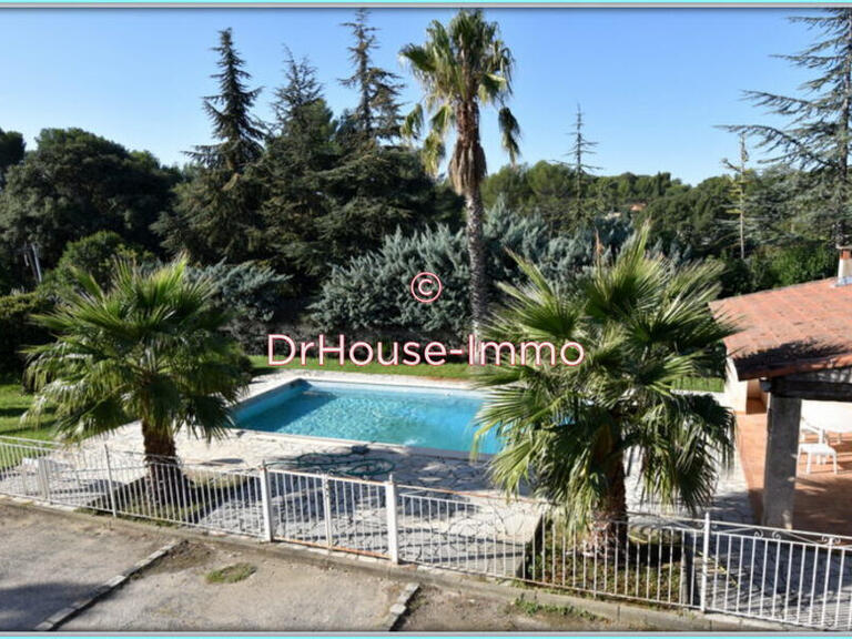 Villa Aubagne - 3 chambres - 160m²