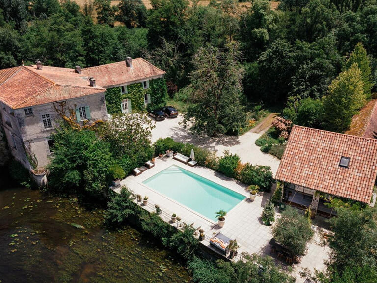 Maison Aubeterre-sur-Dronne - 7 chambres