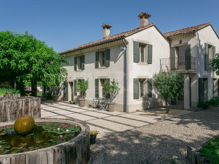 Maison Aubignan - 3 chambres - 189m²