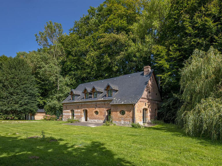 Château Auffay - 11 chambres - 1066m²