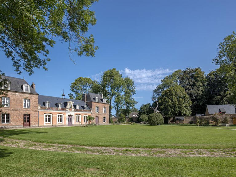 Château Auffay - 11 chambres - 1066m²