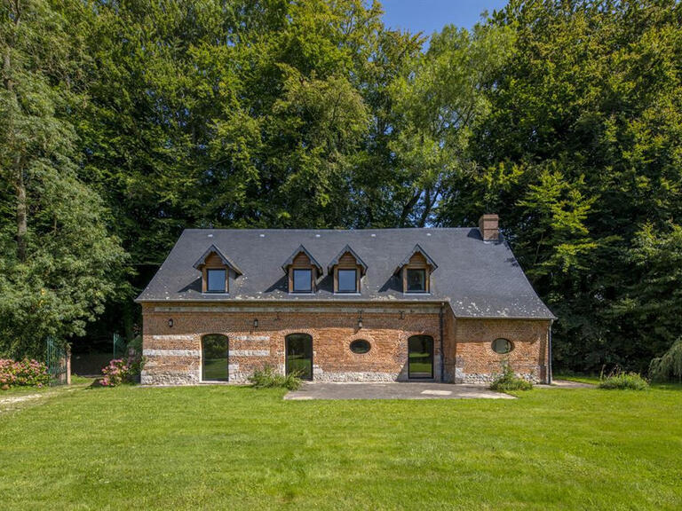 Château Auffay - 11 chambres - 1066m²