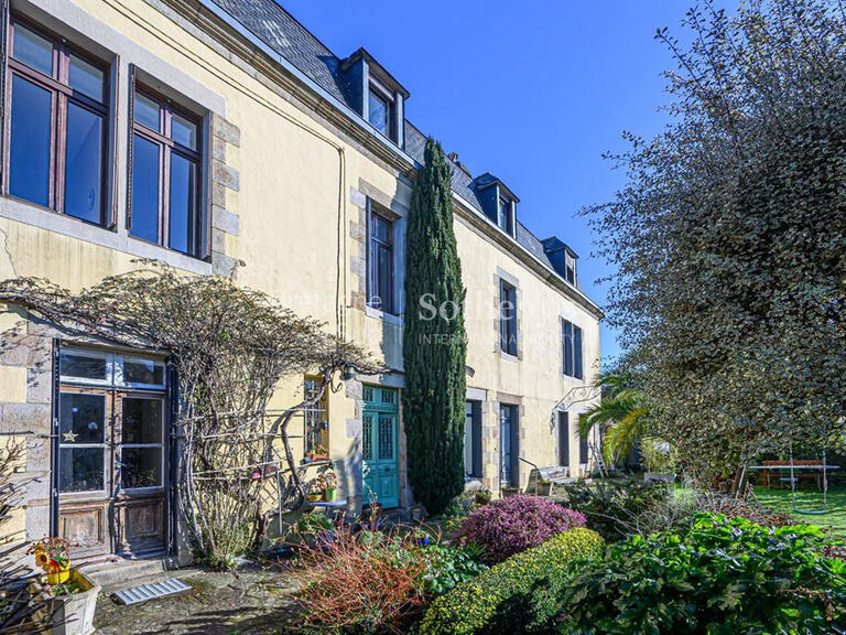 House Auray - 10 bedrooms - 271m²