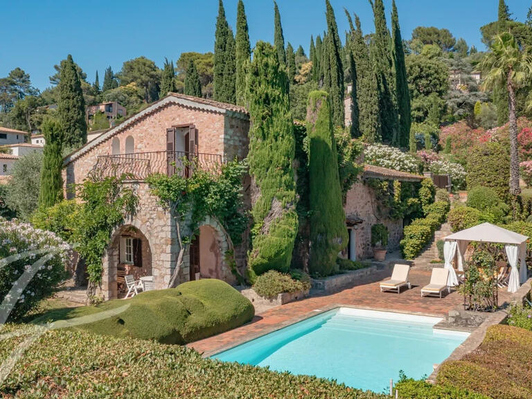 Propriété Auribeau-sur-Siagne - 4 chambres - 195m²