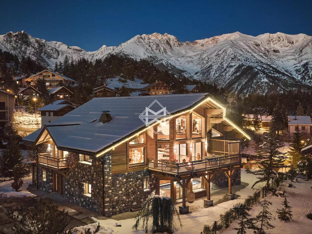 Chalet Auron