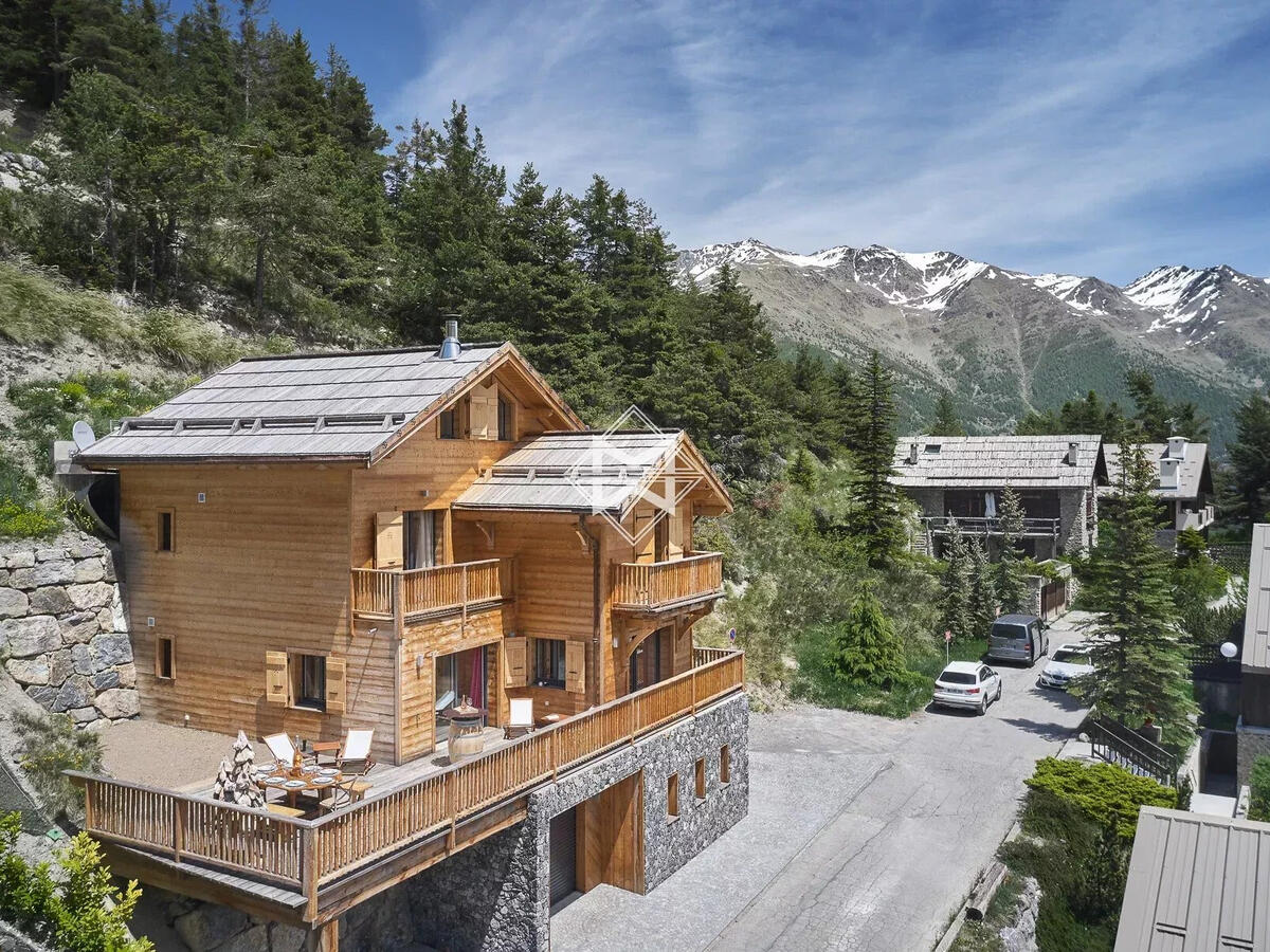 Chalet Auron