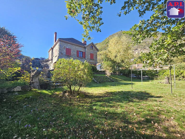 Maison Ax-les-Thermes - 7 chambres - 260m²