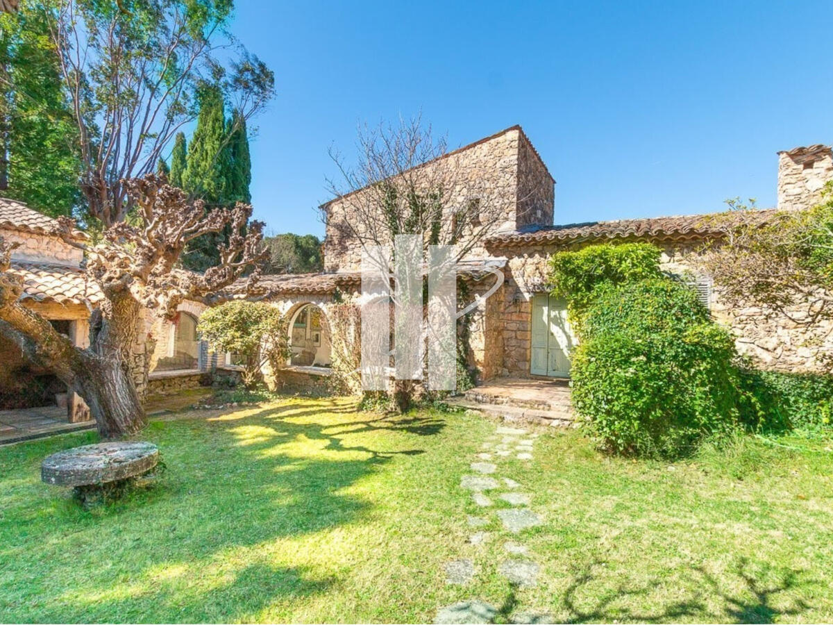 Maison Bagnols-en-Forêt