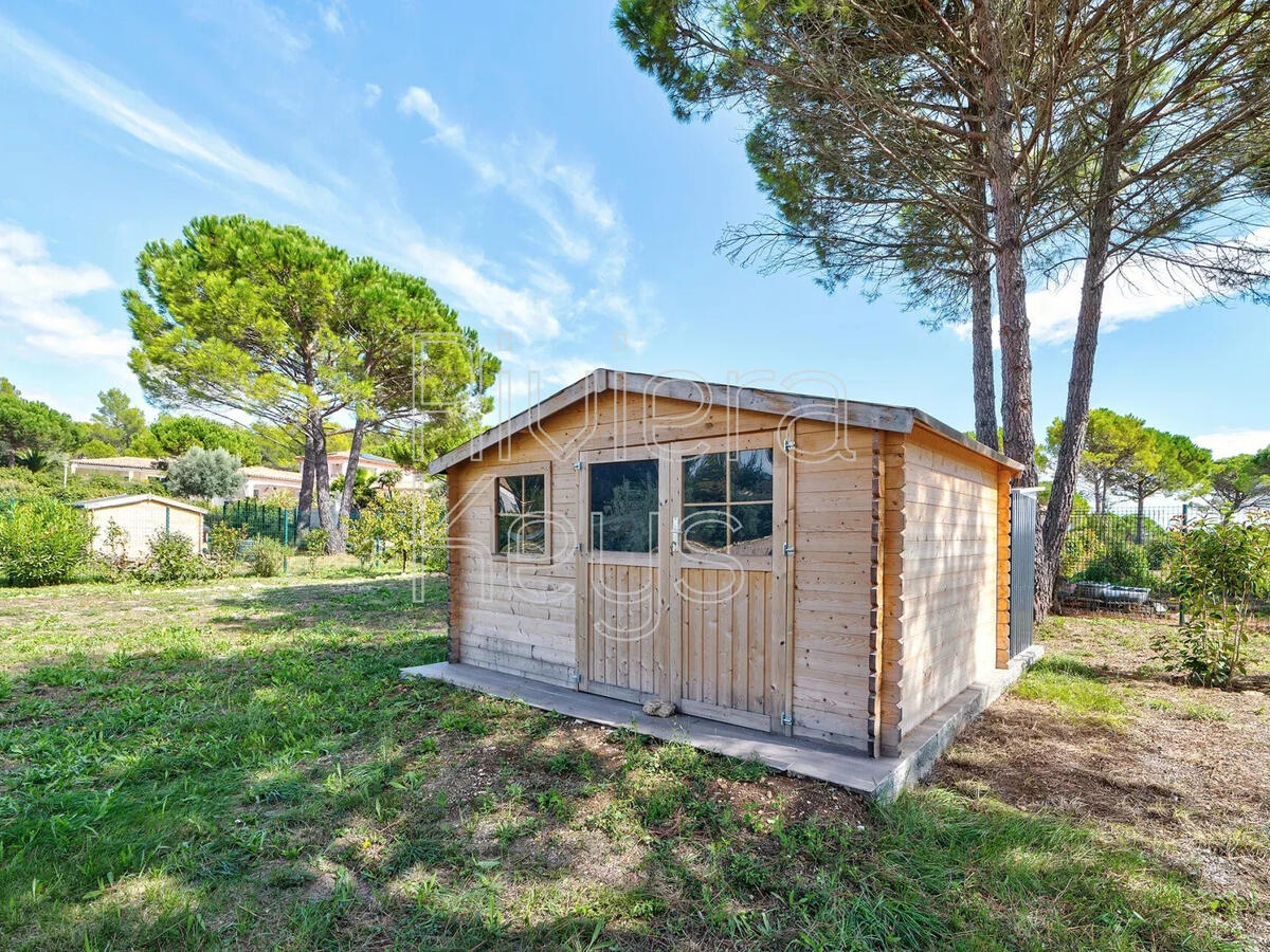 House Bagnols-en-Forêt