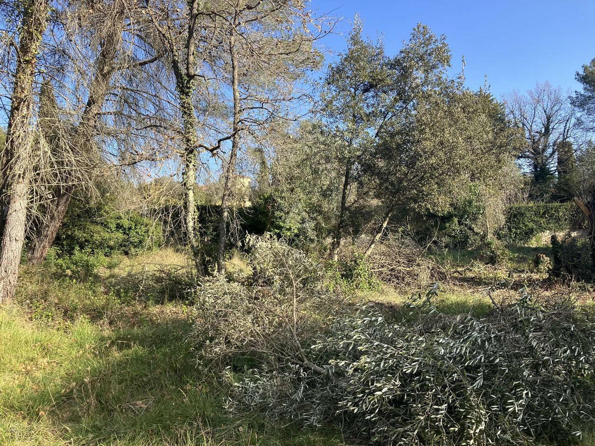 Land Bagnols-en-Forêt