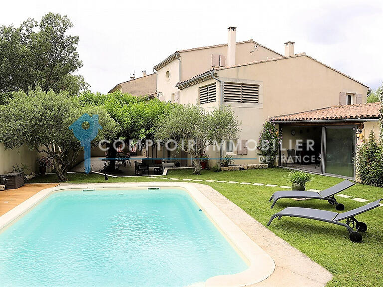 Maison Barbentane - 6 chambres - 320m²