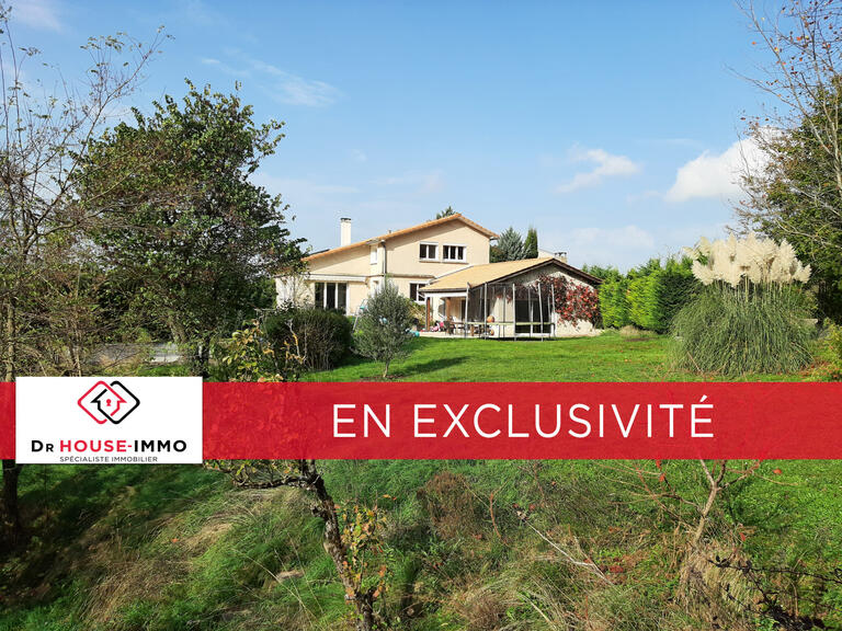 Villa Barbières - 5 chambres - 221m²