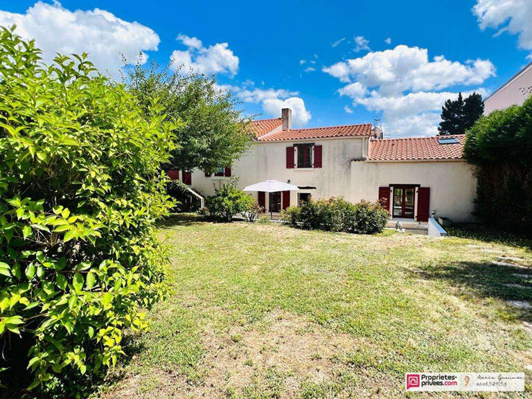 House Basse-Goulaine - 3 bedrooms