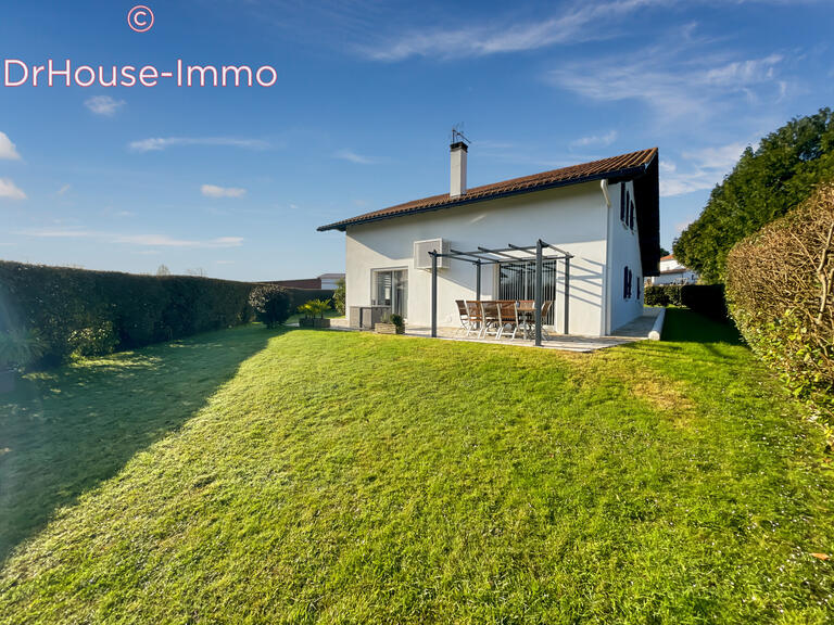 Villa Bassussarry - 4 bedrooms - 155m²