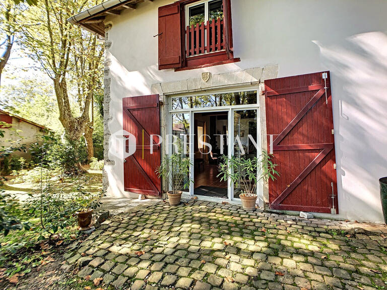 House Bayonne - 7 bedrooms - 380m²