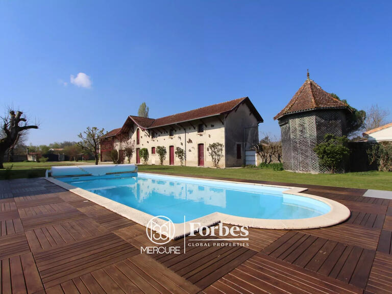 House Bazas - 8 bedrooms - 530m²