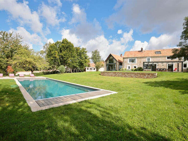 House Bazoches-sur-Guyonne - 6 bedrooms - 382m²