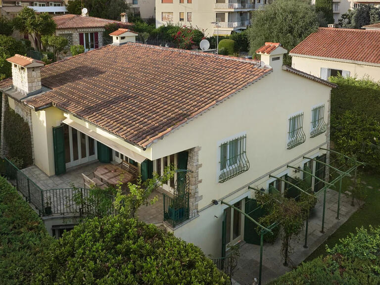 Villa Beaulieu-sur-Mer - 5 bedrooms - 200m²