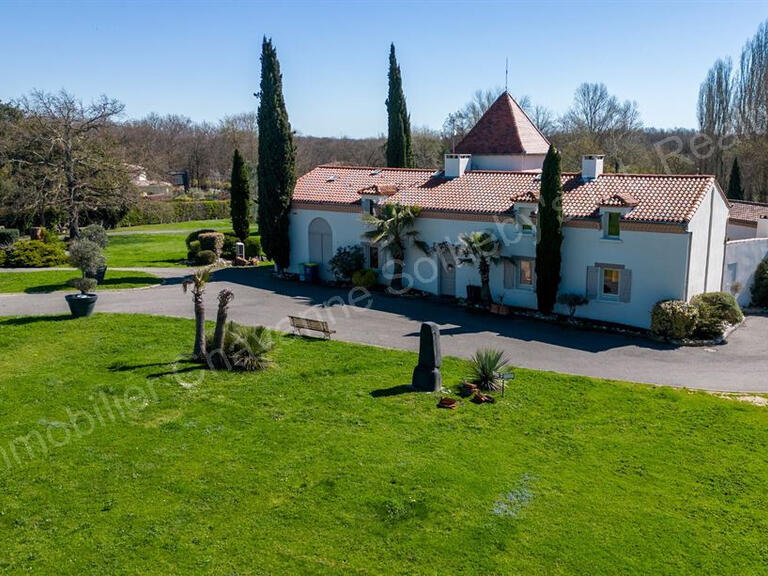 Maison Beaumont-sur-Lèze - 6 chambres - 400m²