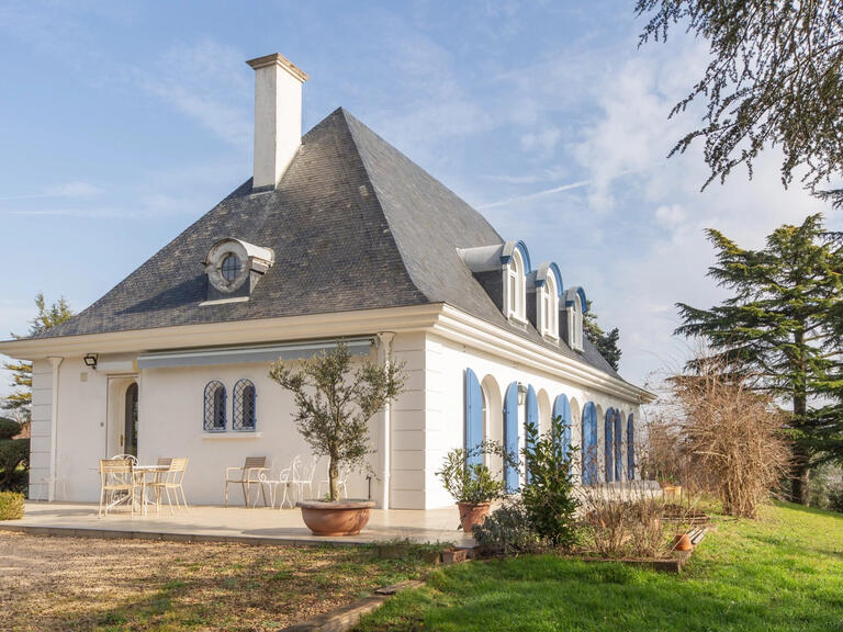 House Belleville-en-Beaujolais - 5 bedrooms - 186m²