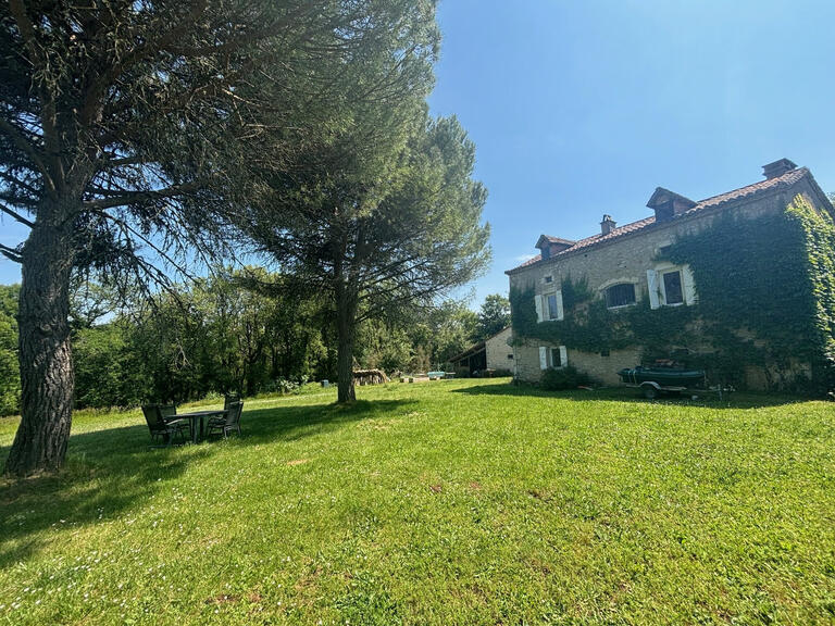 House Berganty - 7 bedrooms - 474m²