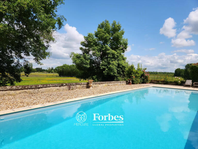 Castle Bergerac - 7 bedrooms - 600m²