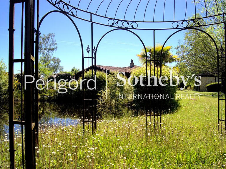 House Bergerac - 18 bedrooms - 850m²